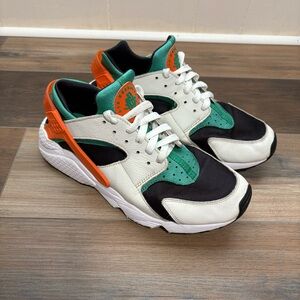 Nike Air Huarache 'Miami Hurricanes' Orange/Green DD1068 111 Men’s SZ 9.5